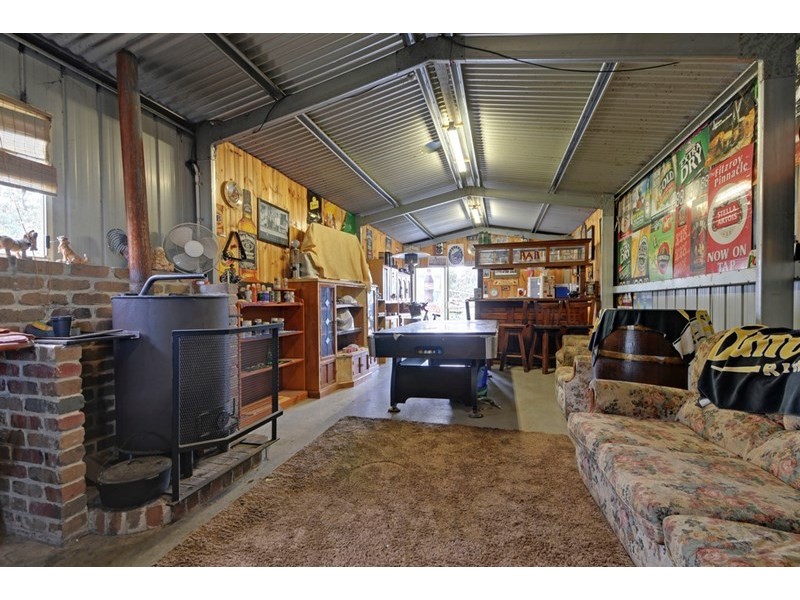 69 Downings Road, Cowwarr VIC 3857