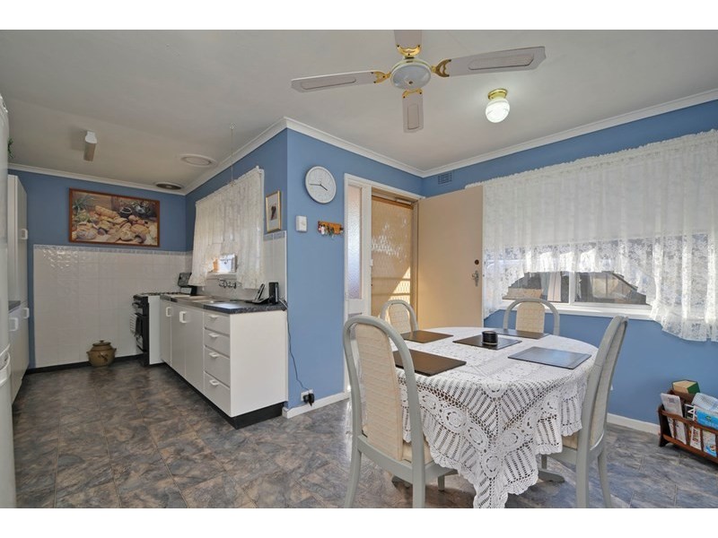 23 Hawthorn Crescent, Churchill VIC 3842