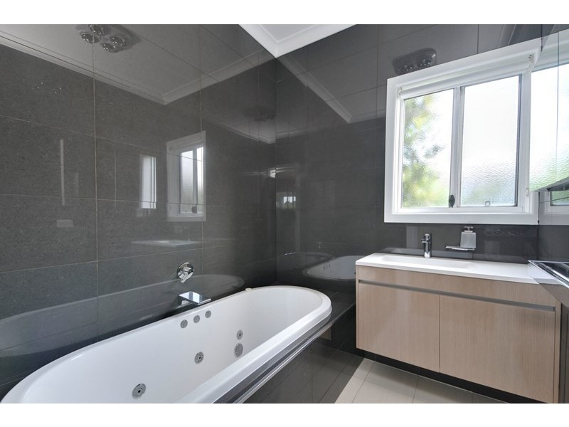 6 Davis Court, Traralgon VIC 3844