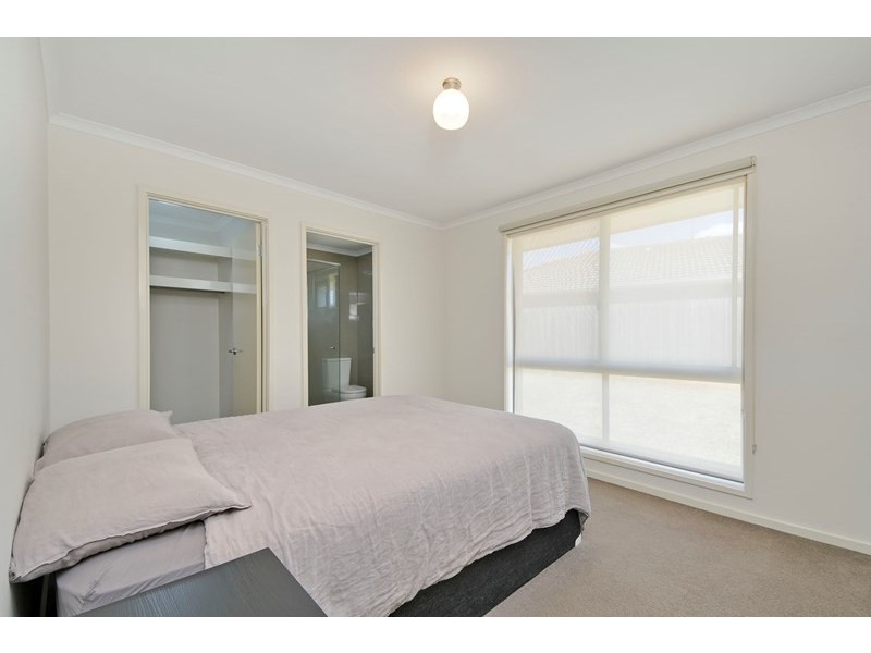 28 Stirling Avenue, Traralgon VIC 3844