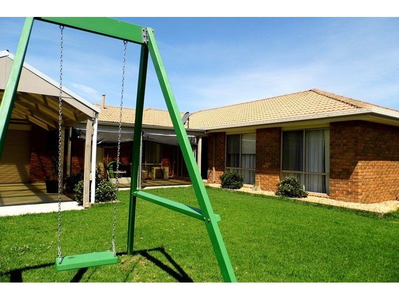 15 DALRAY Court, Traralgon VIC 3844