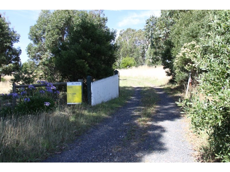 60 Neaves Road, Callignee VIC 3844