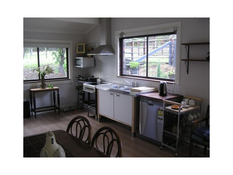 670A Firmins Lane, Hazelwood North VIC 3840