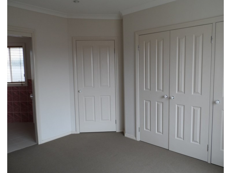 1/57 PORTER Street, Morwell VIC 3840