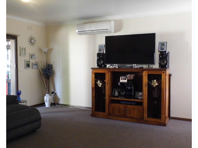 13 Latrobe Crescent, Traralgon VIC 3844