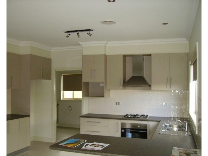 2/12 MONAGHAN Court, Traralgon VIC 3844