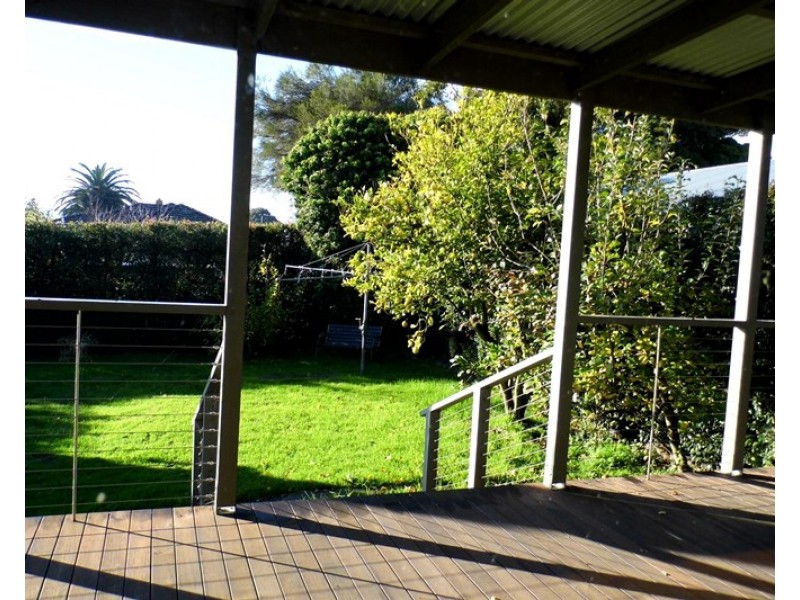 42 LOCH PARK Road, Traralgon VIC 3844