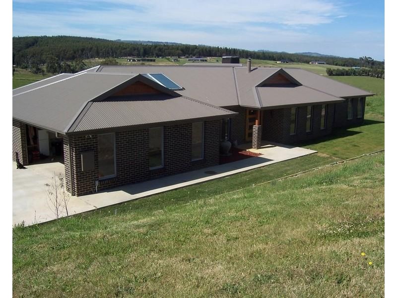 10 Hazelwood Ridge, Hazelwood North VIC 3840