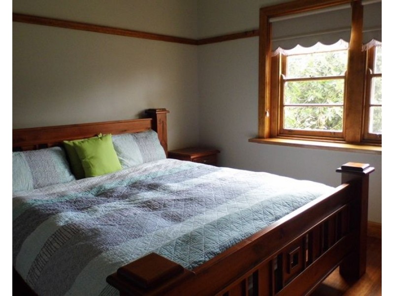 33 MOORE Street, Traralgon VIC 3844