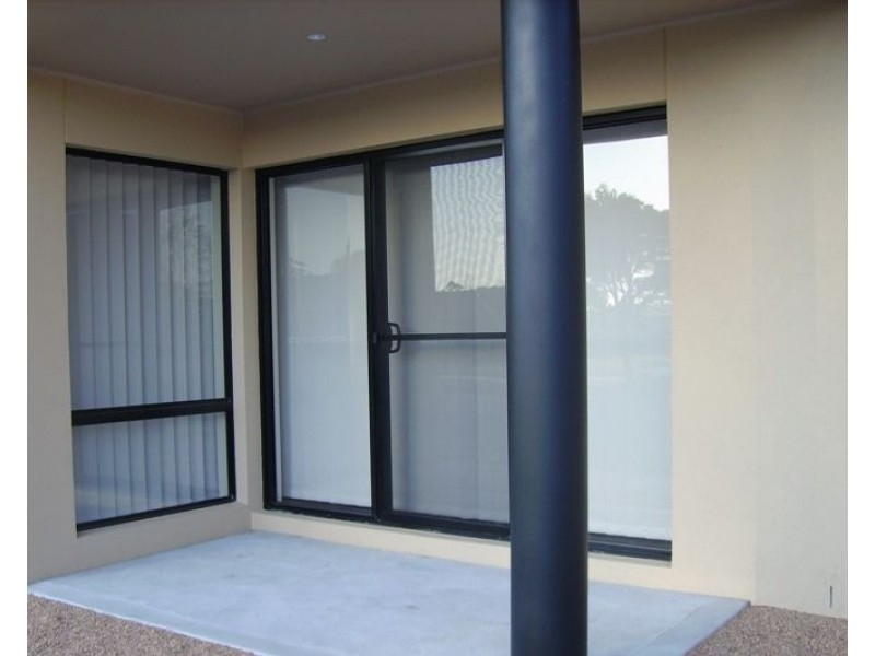 32 Swallow Grove, Traralgon VIC 3844