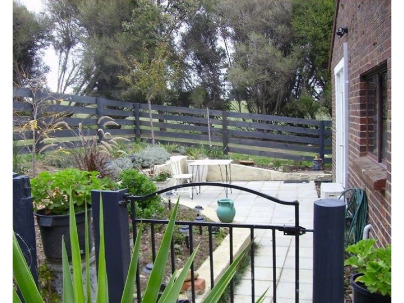 670A Firmins Lane, Hazelwood North VIC 3840