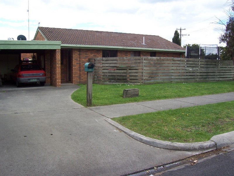 1/2 Margaret Street, Traralgon VIC 3844