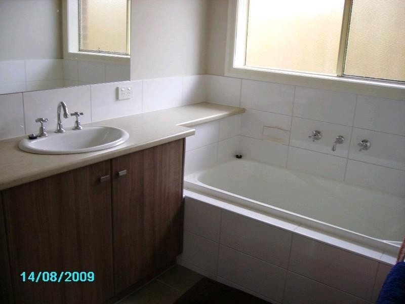 1/9 Grammar Drive, Traralgon VIC 3844