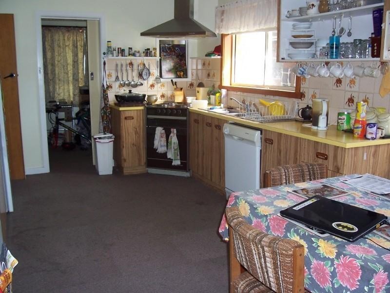 33 Loch Park Road, Traralgon VIC 3844