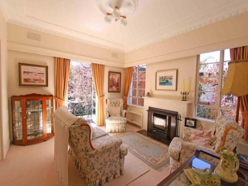 13 Greenwood Grove, Traralgon VIC 3844