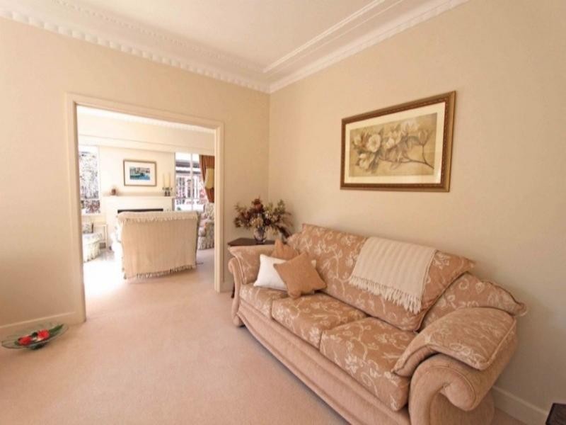 13 Greenwood Grove, Traralgon VIC 3844