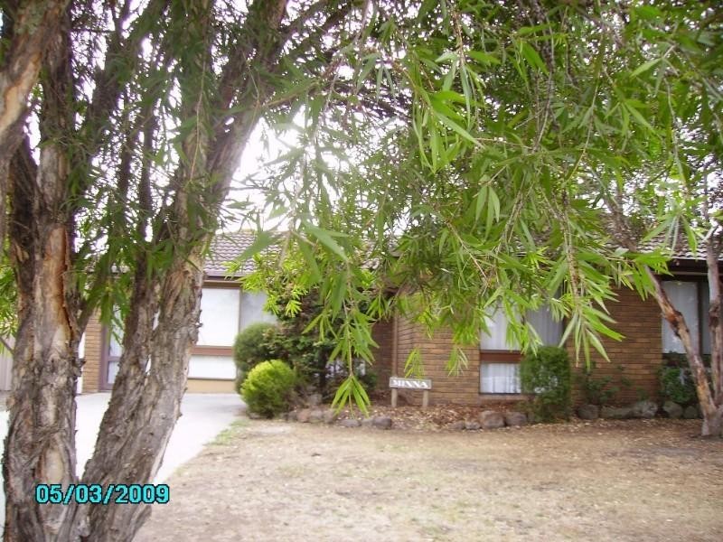 4 Macdougall Crescent, Traralgon VIC 3844