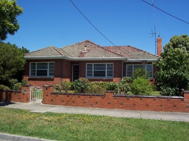 29 Loch Park Road, Traralgon VIC 3844