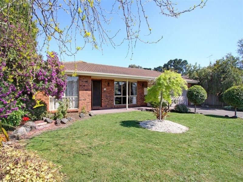 37 Swallow Grove, Traralgon VIC 3844