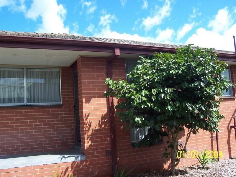 8 Hawthorn Crescent, Churchill VIC 3842