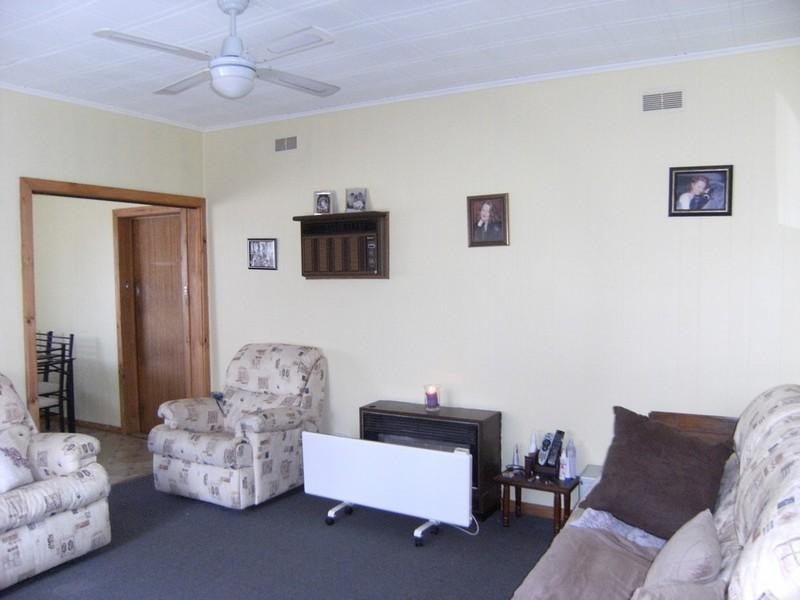 19 Bernard Avenue, Traralgon VIC 3844