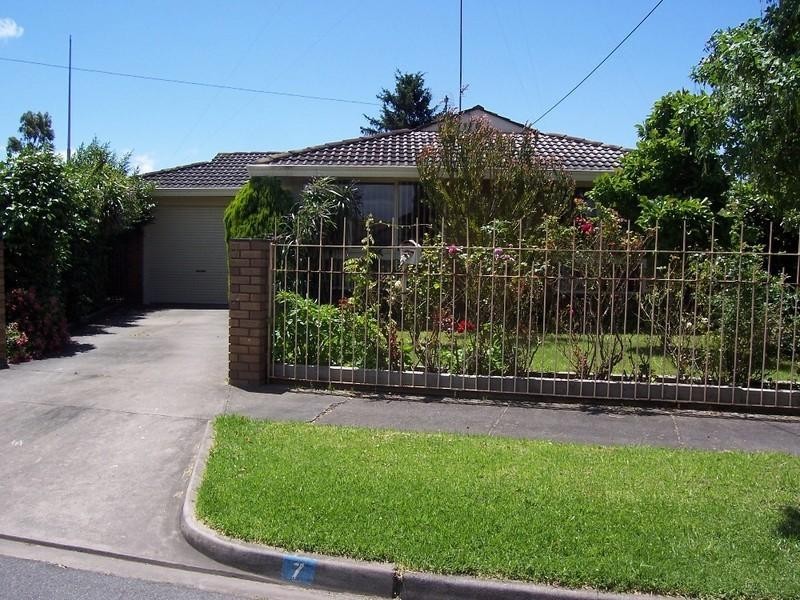 7 Milton Court, Traralgon VIC 3844