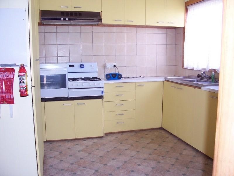 19 Bernard Avenue, Traralgon VIC 3844