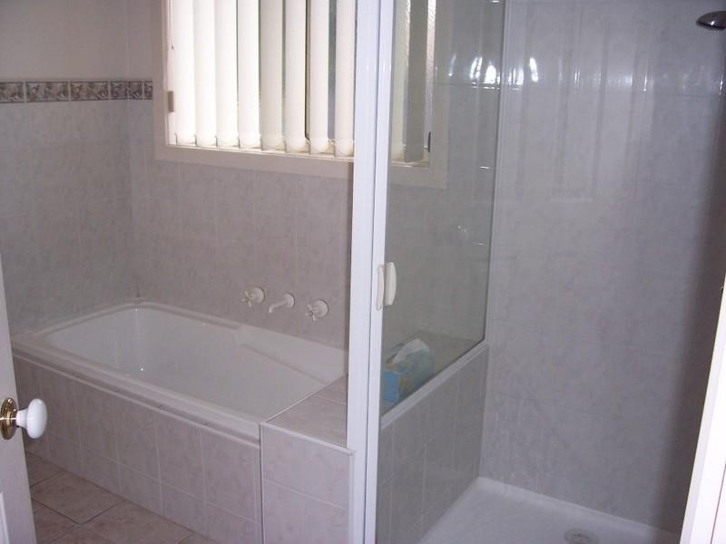 2/30 Parkwood Way, Traralgon VIC 3844