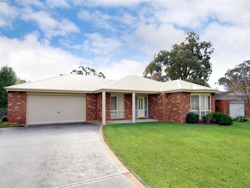 8 Heighton Court, Traralgon VIC 3844
