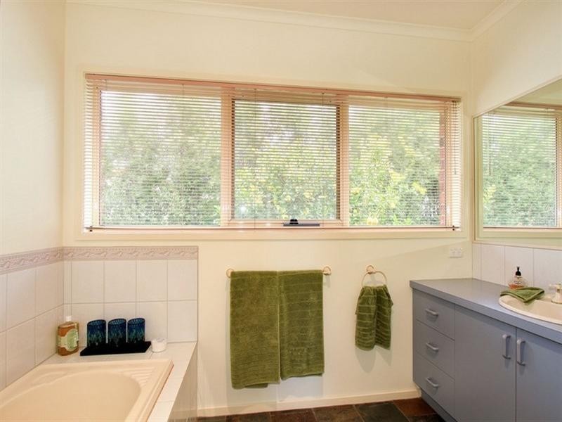 8 Heighton Court, Traralgon VIC 3844