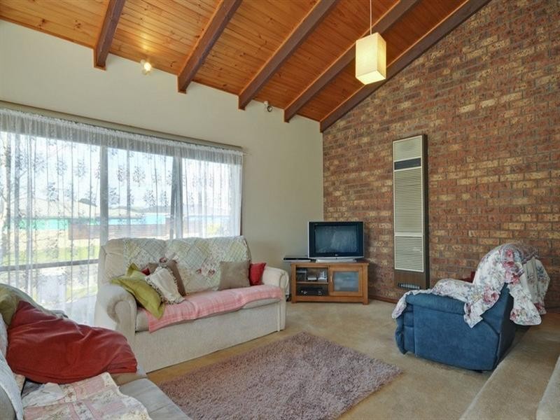 64 Hazelwood Road, Traralgon VIC 3844