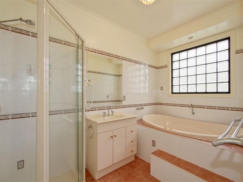 12 Kimberley Drive, Traralgon VIC 3844