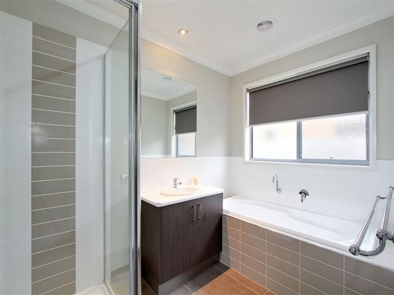 2 Stonehaven Road, Traralgon VIC 3844