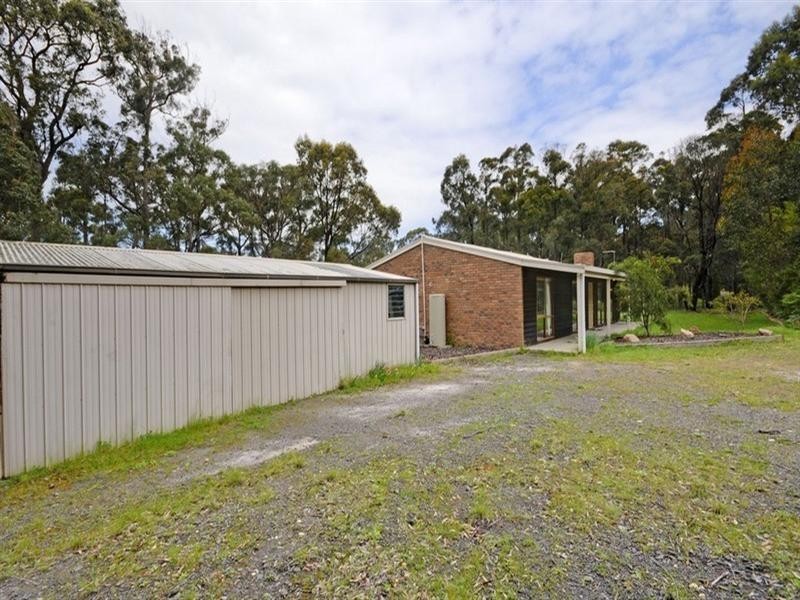 40 Tandara Drive, Glengarry VIC 3854