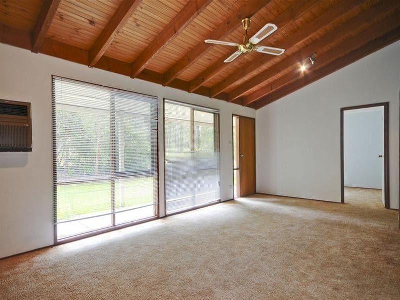 40 Tandara Drive, Glengarry VIC 3854