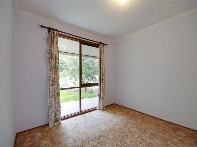 40 Tandara Drive, Glengarry VIC 3854