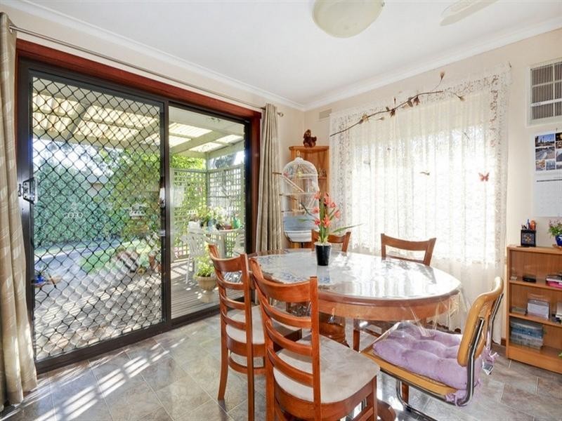 17 Latrobe Crescent, Traralgon VIC 3844