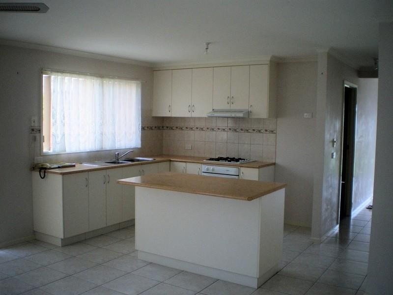 20 Chestnut Avenue, Morwell VIC 3840