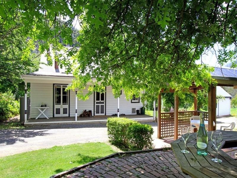 2210 Traralgon Creek Road, Koornalla VIC 3844