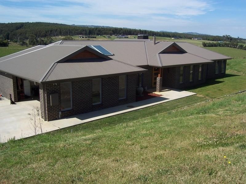 10 Hazelwood Ridge, Hazelwood North VIC 3840