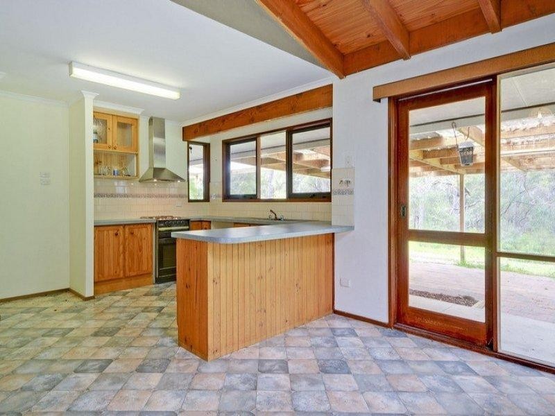 40 Tandara Drive, Glengarry VIC 3854