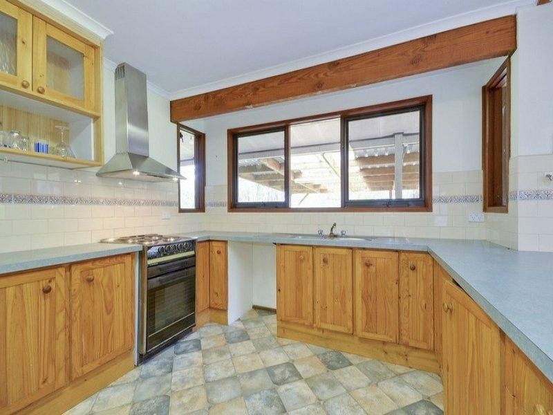 40 Tandara Drive, Glengarry VIC 3854