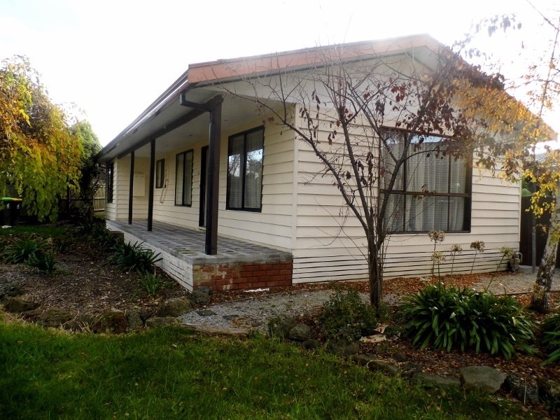 69 Grubb Avenue, Traralgon VIC 3844