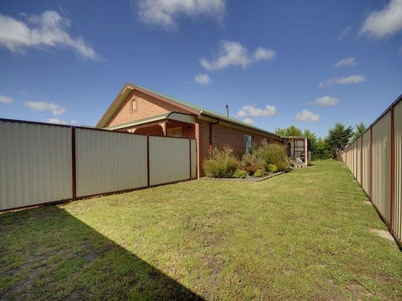 4 Widdowson Court, Rosedale VIC 3847