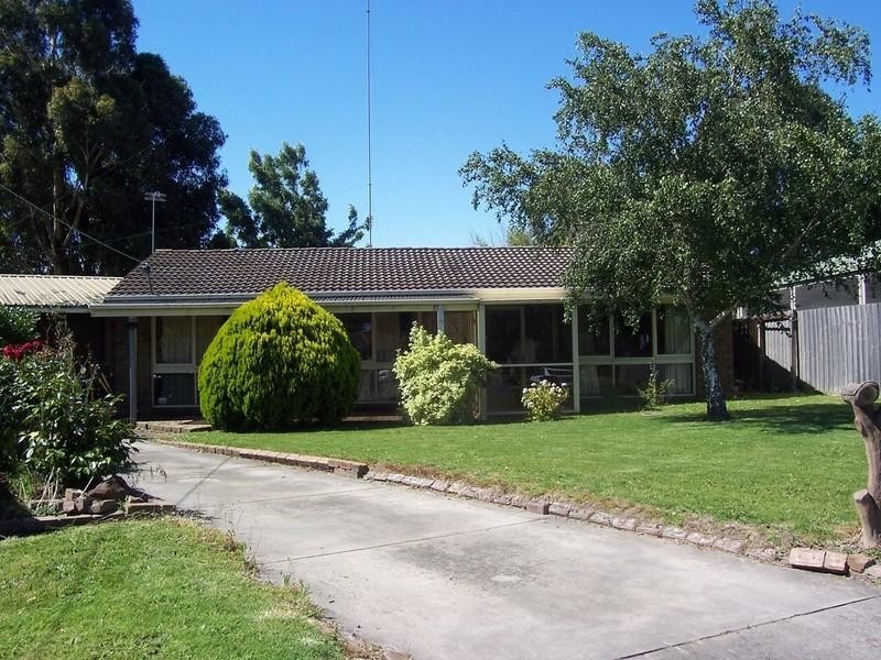 4 Tavel Close, Traralgon VIC 3844
