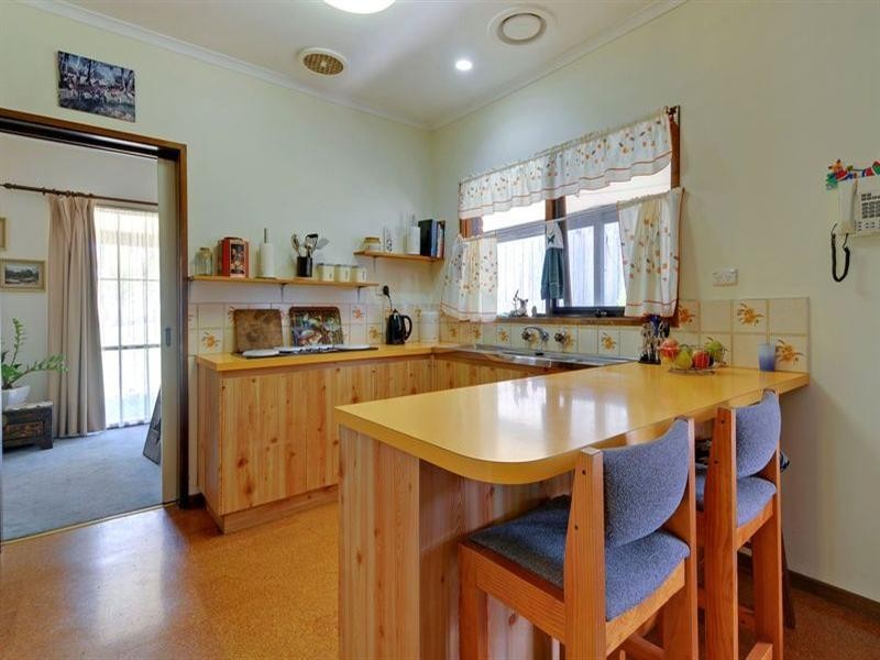 110 Traralgon Maffra Road, Glengarry VIC 3854