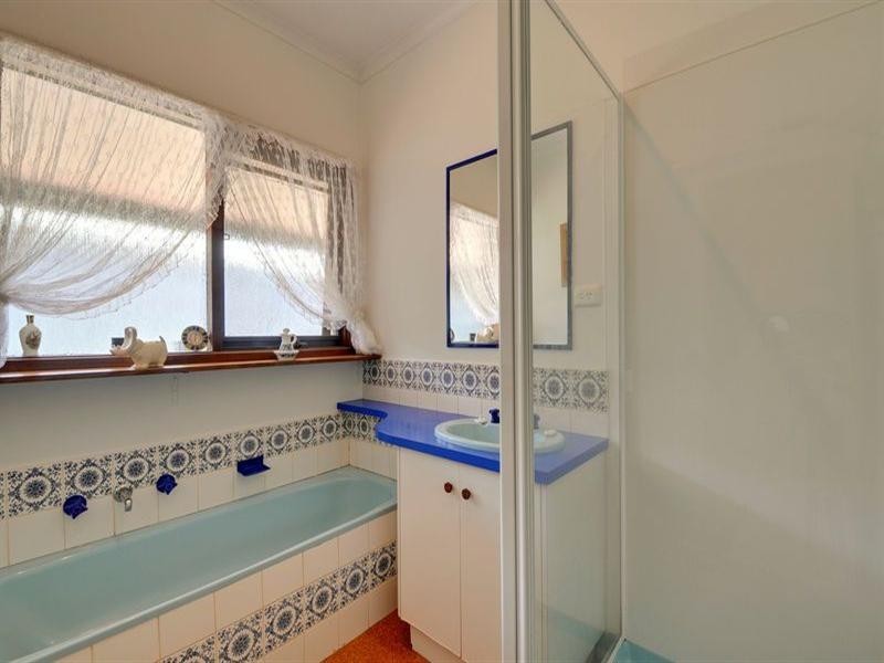 110 Traralgon Maffra Road, Glengarry VIC 3854