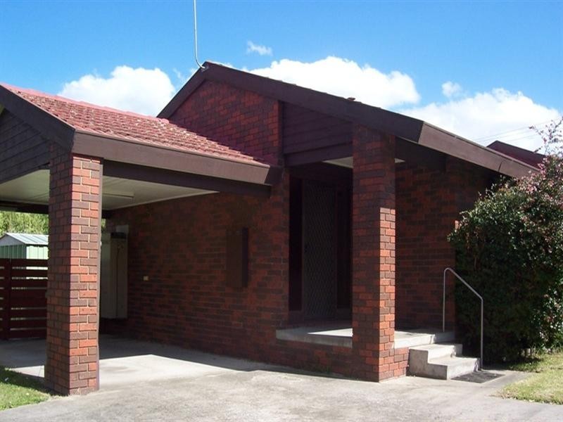 1/2 Hyde Park Road, Traralgon VIC 3844