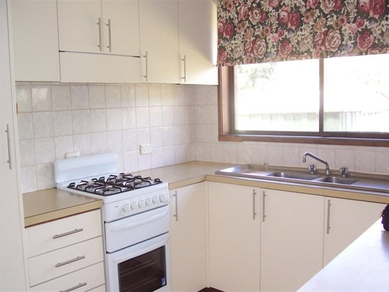 1/2 Hyde Park Road, Traralgon VIC 3844