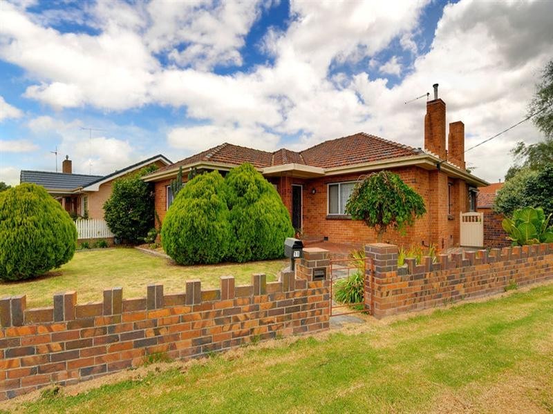 11 John Street, Traralgon VIC 3844